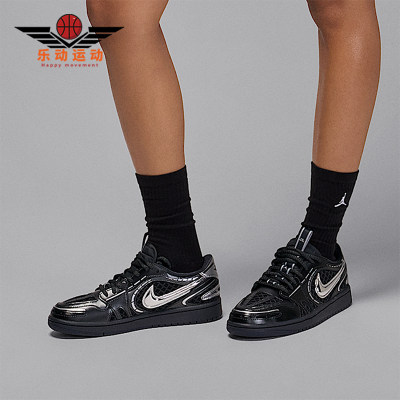 Nike/耐克正品Air Jordan 1女士低帮休闲轻盈复古板鞋HQ2186-001