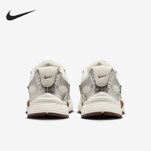 Nike/耐克正品V5 RNR女士缓震耐磨透气低帮休闲鞋HQ7901-102