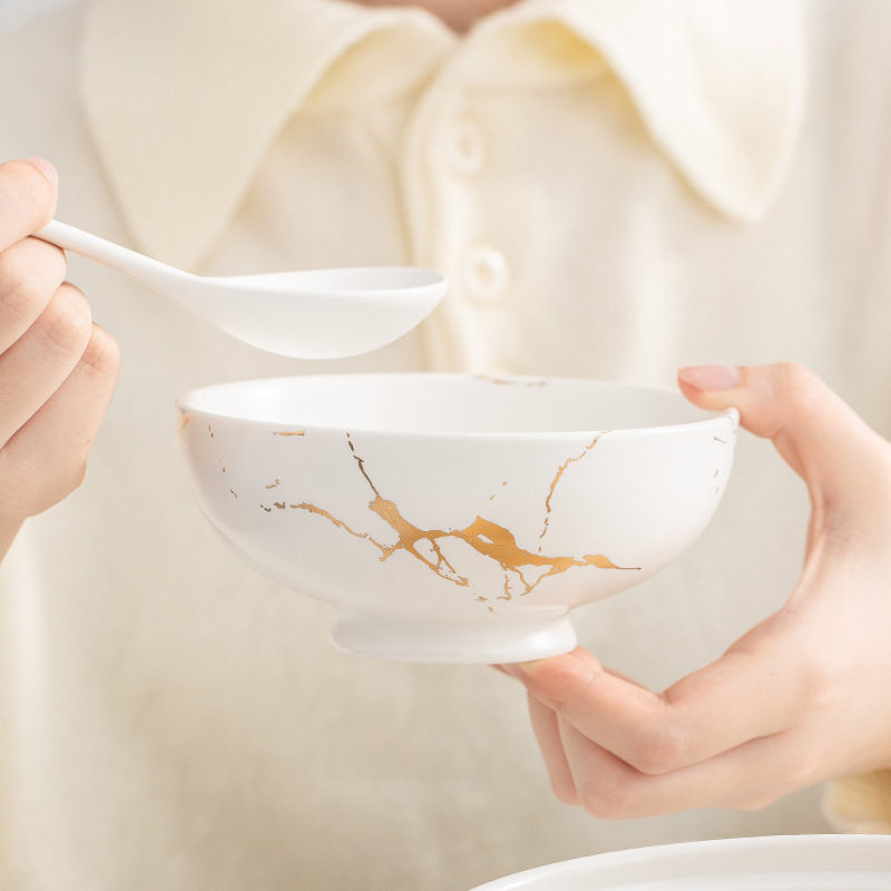 创意日韩式家用餐具轻奢色釉陶瓷泡面F杯碗带手柄套装带盖汤碗面图片