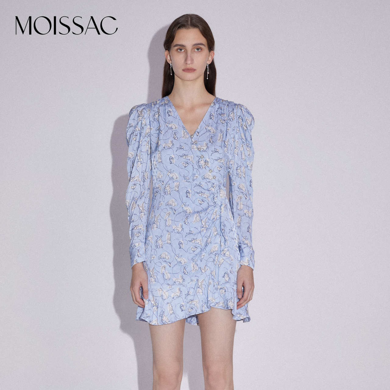 MOISSAC摩萨克奥莱2025春季公主风甜美泡泡袖不对称碎花连衣裙