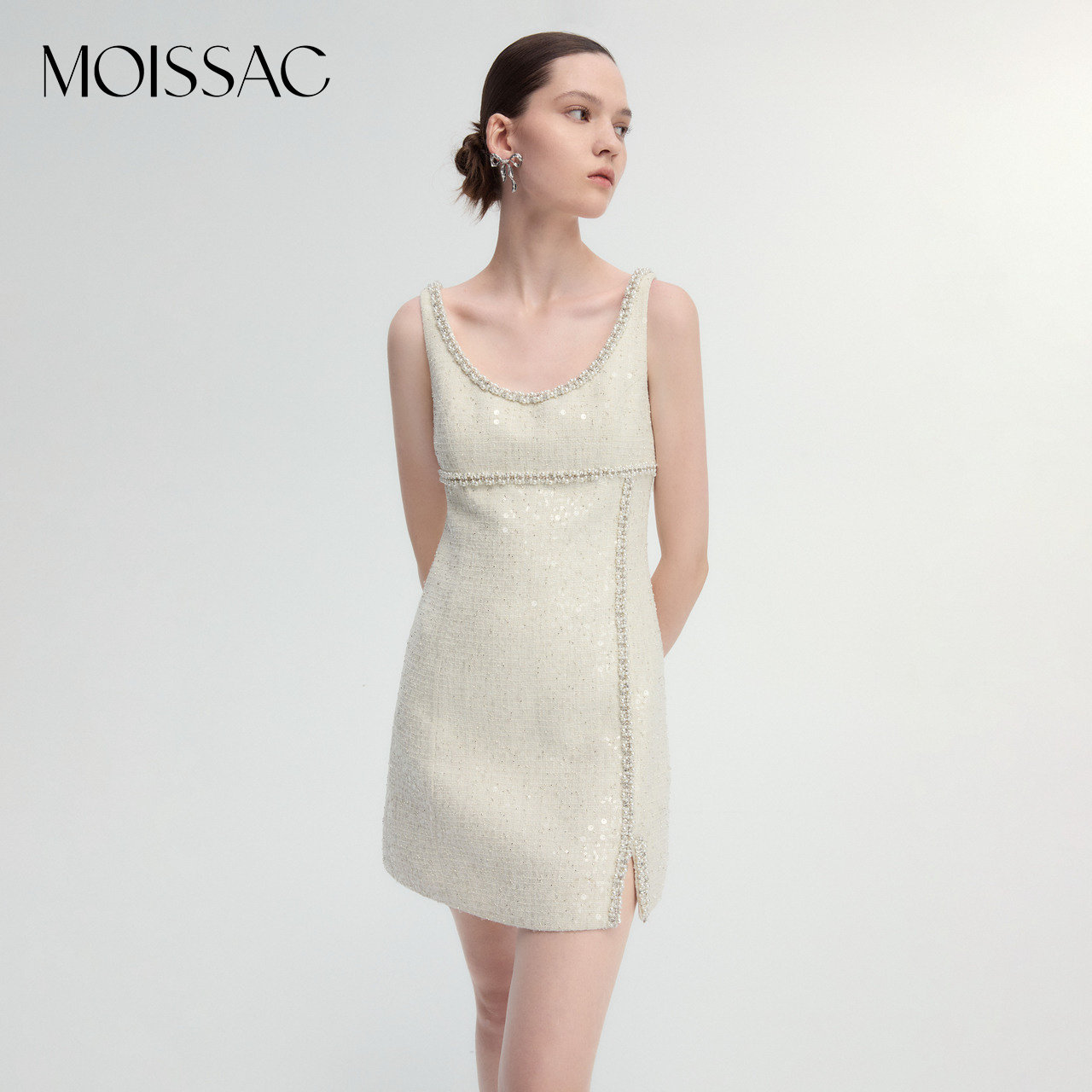 商场同款 摩萨克冬小香风绣珠片大U领粗花呢无袖连衣裙女,女装/女士精品,连衣裙,淘宝优惠券,粉丝福利购,淘宝优惠卷