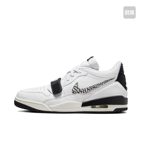 Nike正品运动休闲鞋CD7069-110河北zb仓倒卖勿扰（湖北发）