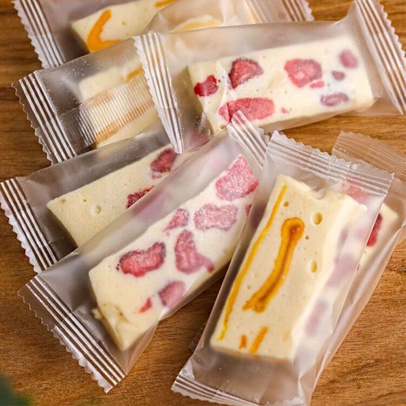 【纯手工】芒果干奶糕草莓之恋网红糕点宿舍牛扎糖休闲零食混合