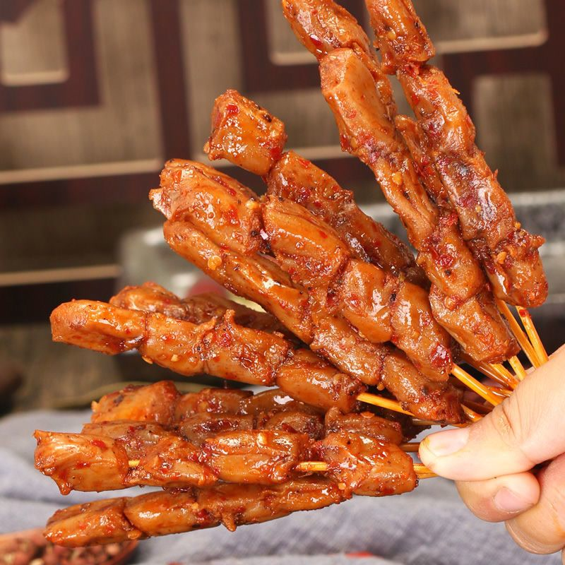 串串香豆制品辣条麻辣素羊肉串豆干零食童年回忆零食辣条批发休闲