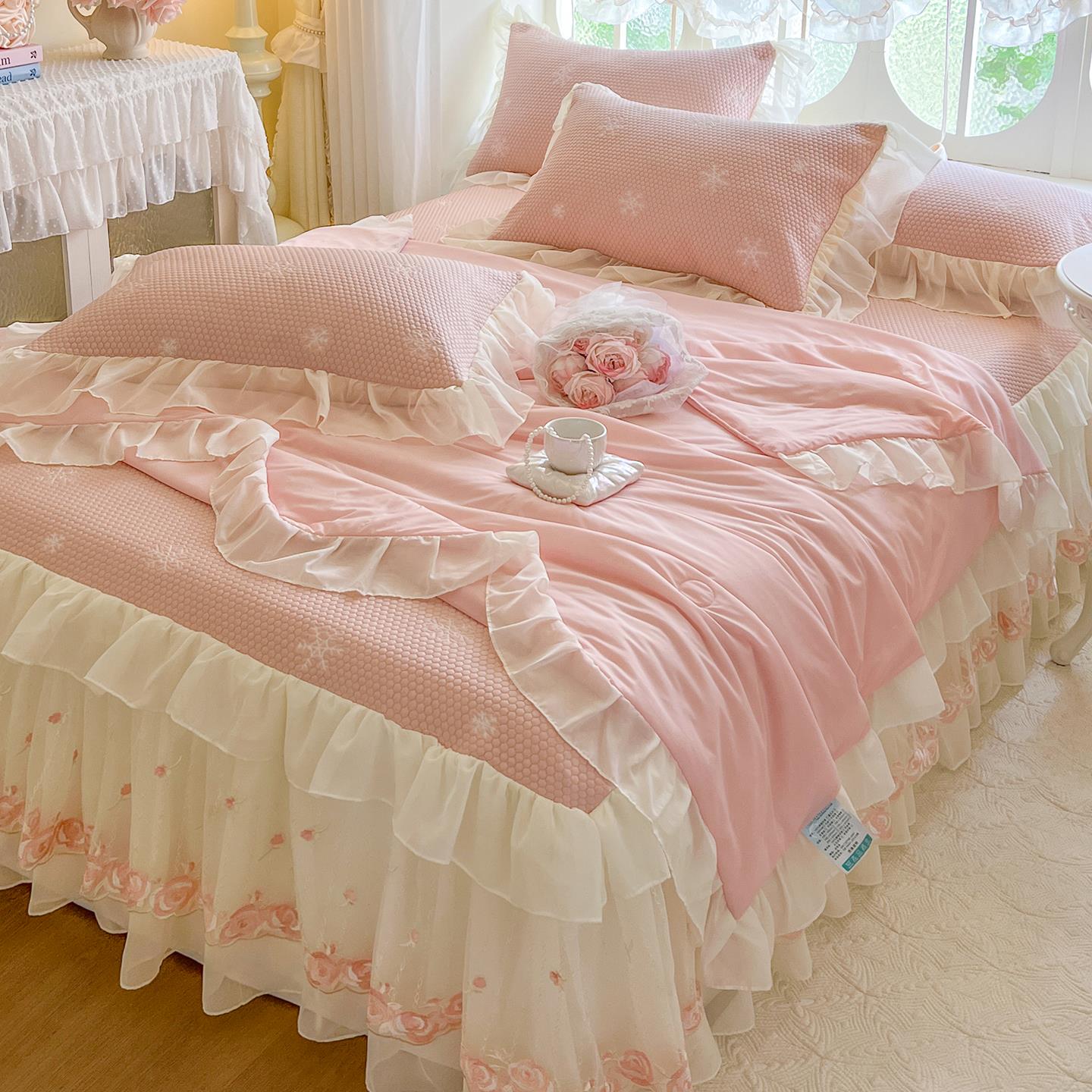 夏季少女心凉感冰丝席凉席夏凉被四件套可水洗蕾丝刺绣床裙软席子