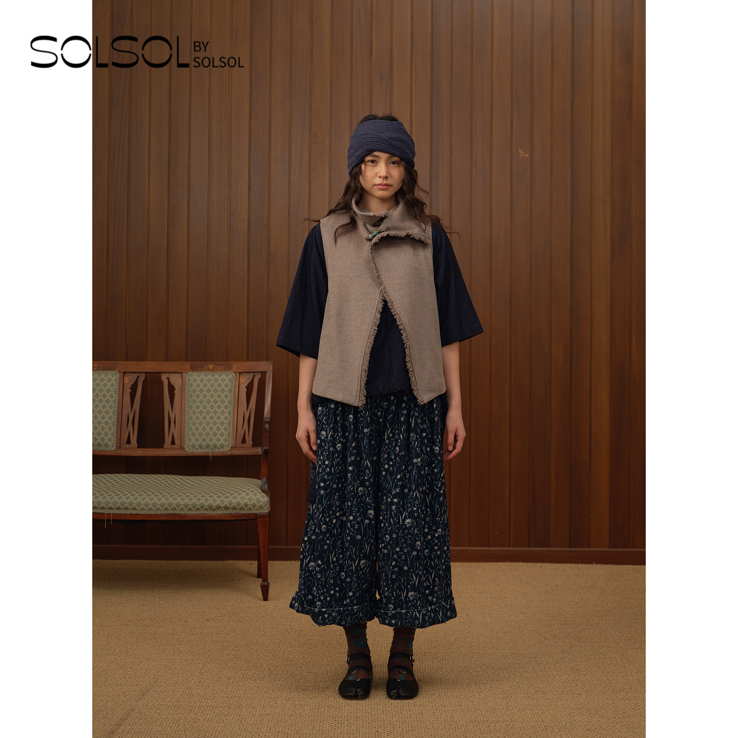 RAWSTONE秋冬毛边大翻领马甲女