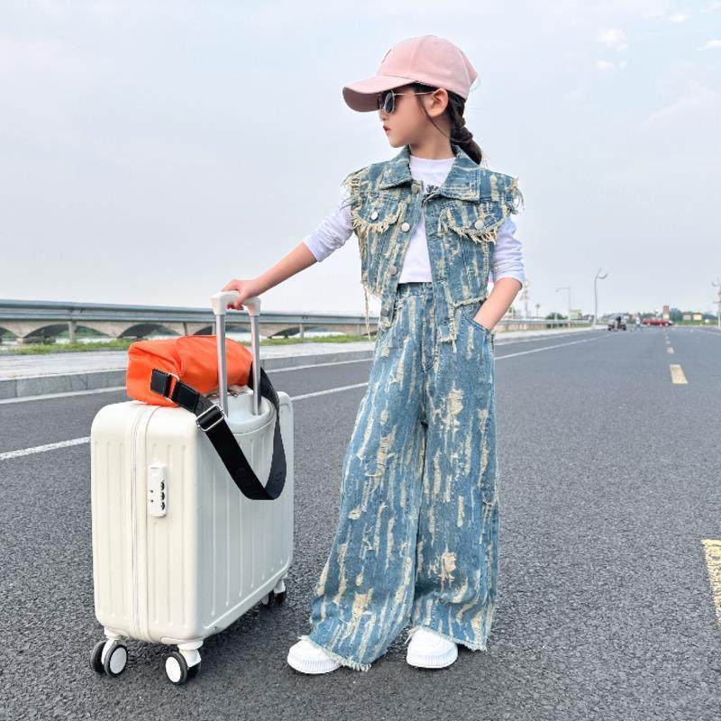 女童潮酷穿搭个性磨破牛仔马甲套装春秋季新款儿童做旧毛边两件套