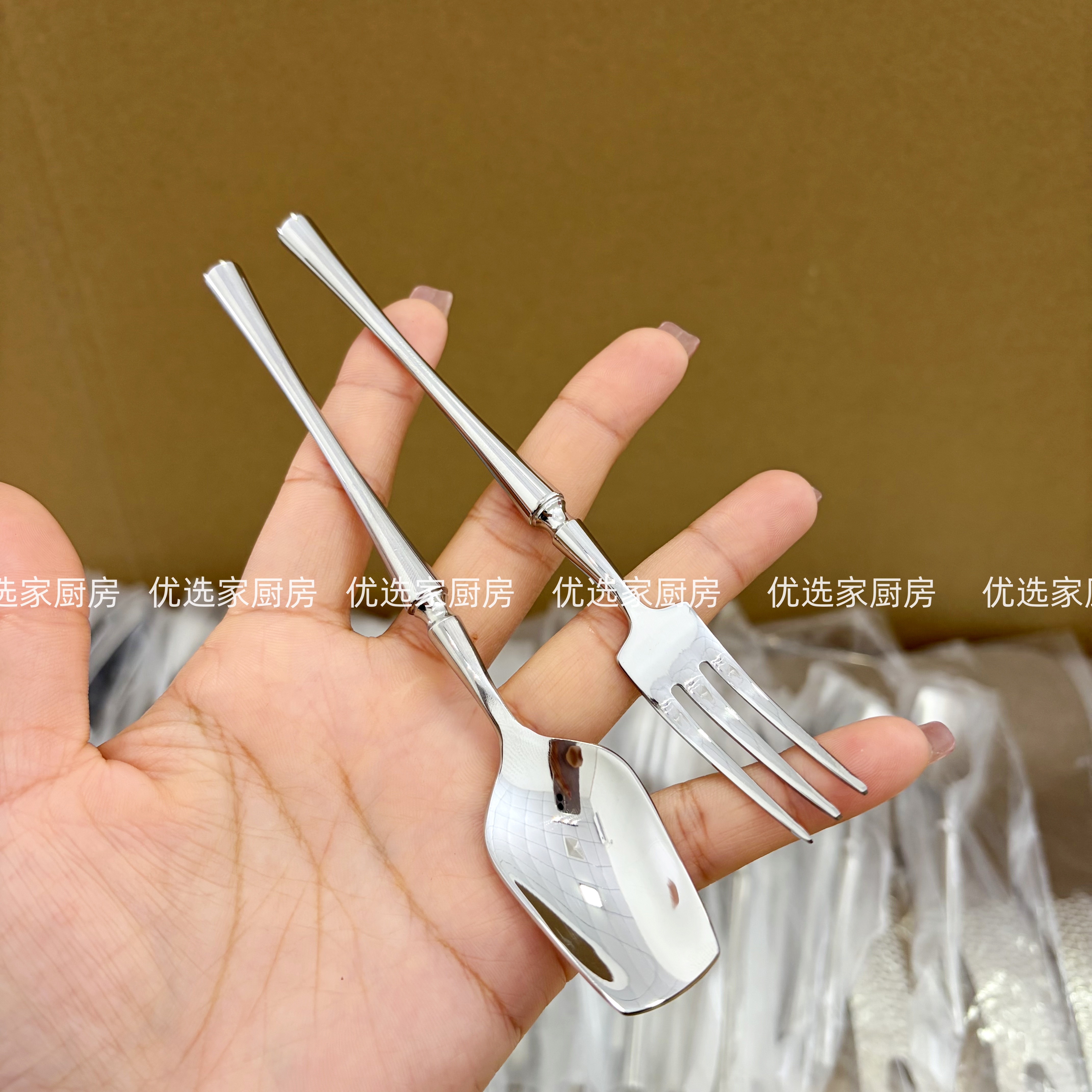 304不锈钢迷你甜品勺子