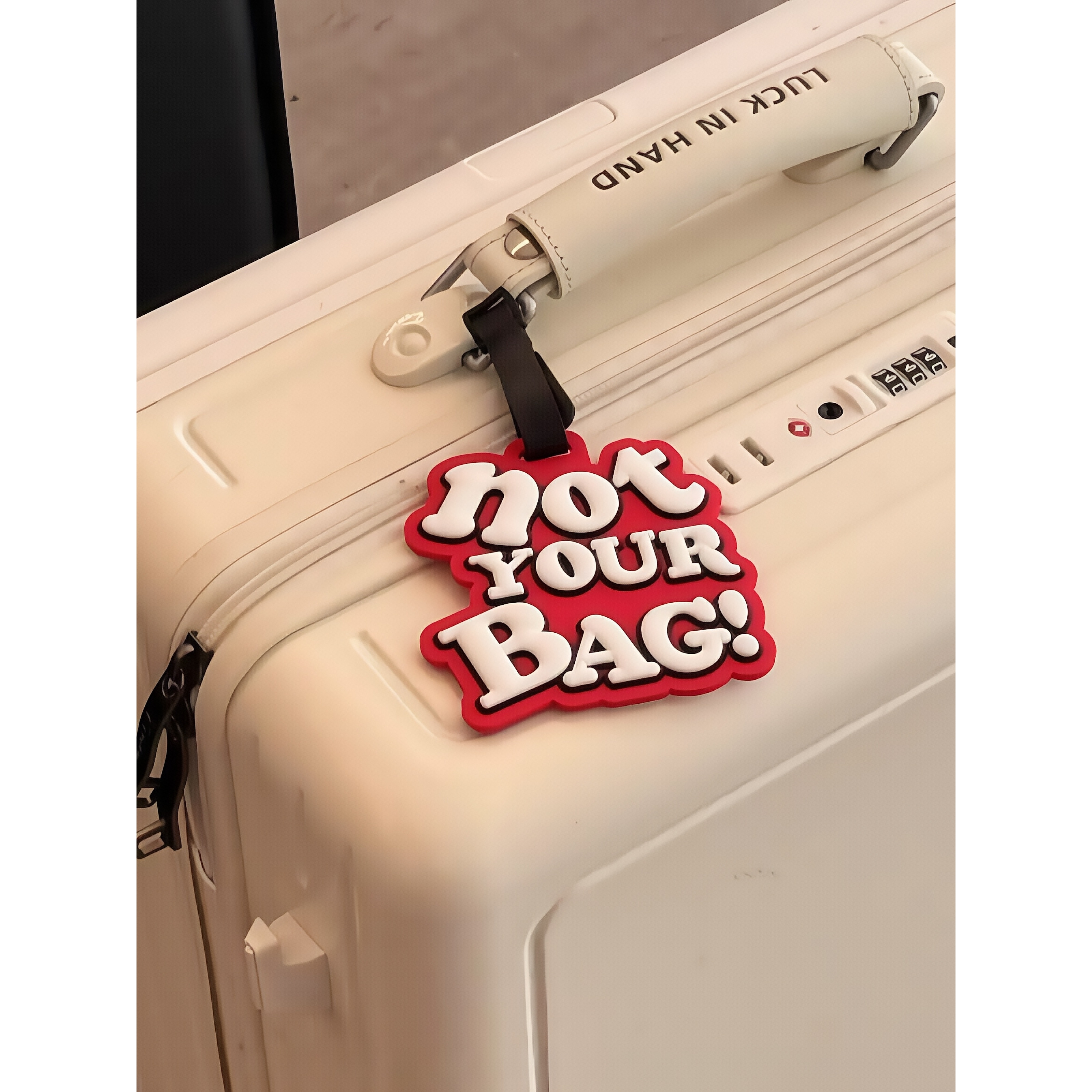 【行李箱的好搭子！】美式英文行李牌防丢硅胶托运牌旅游牌识别牌