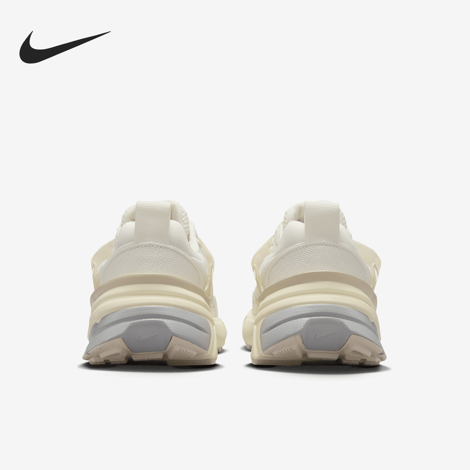Nike/耐克正品V2K Run女士运动网面透气耐磨跑步鞋HQ1512-110