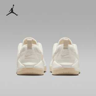 HJ6778 Nike JORDAN女士轻便透气耐磨休闲鞋 2025 102 耐克正品