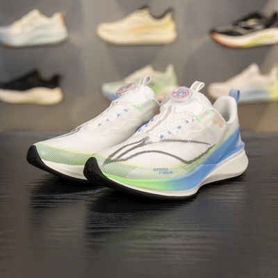 李宁正品赤兔8 pro男女大童轻便透气耐磨运动低帮跑步鞋YKFV028-9