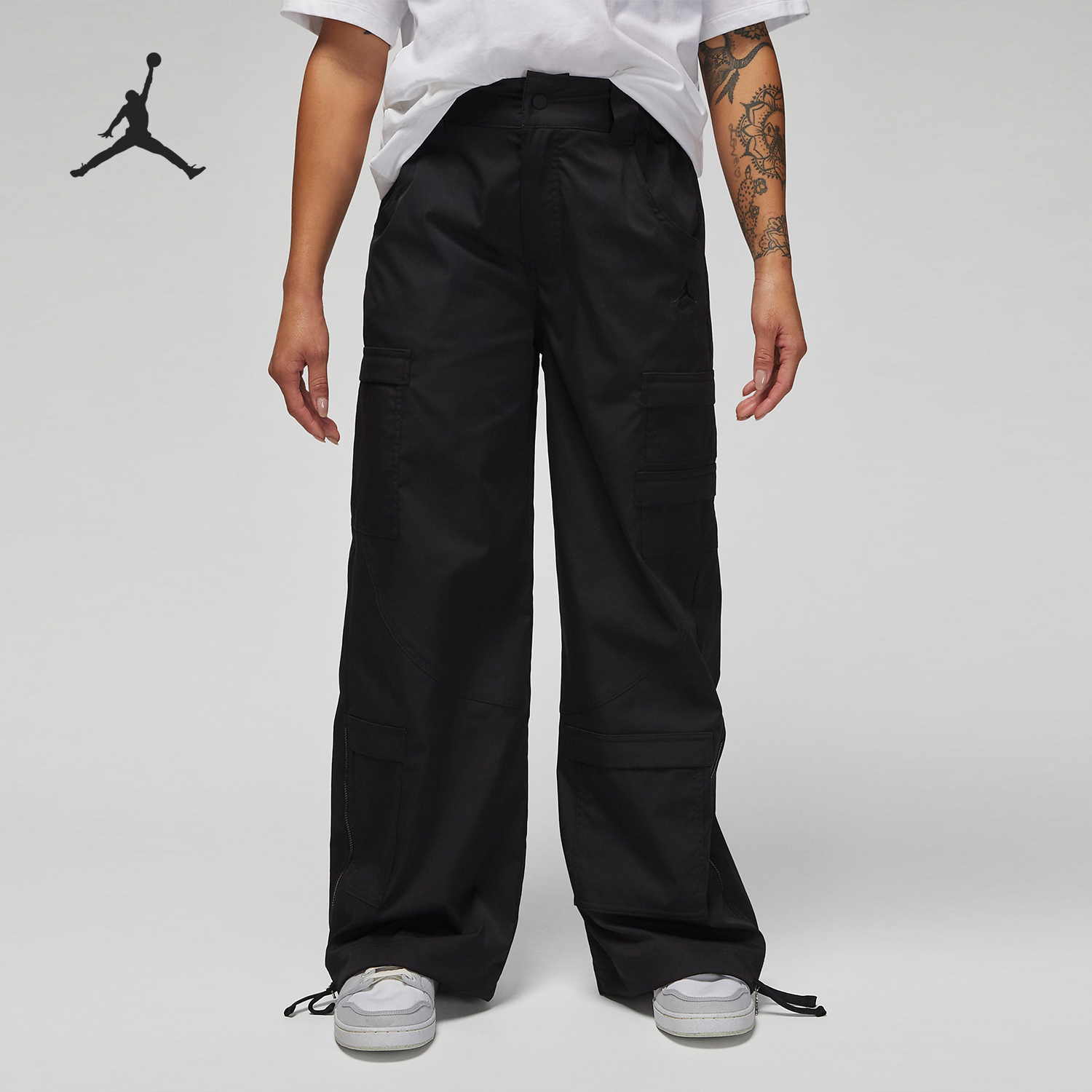 Nike/耐克正品春季新款女士宽松透气梭织休闲长裤DZ3350-010