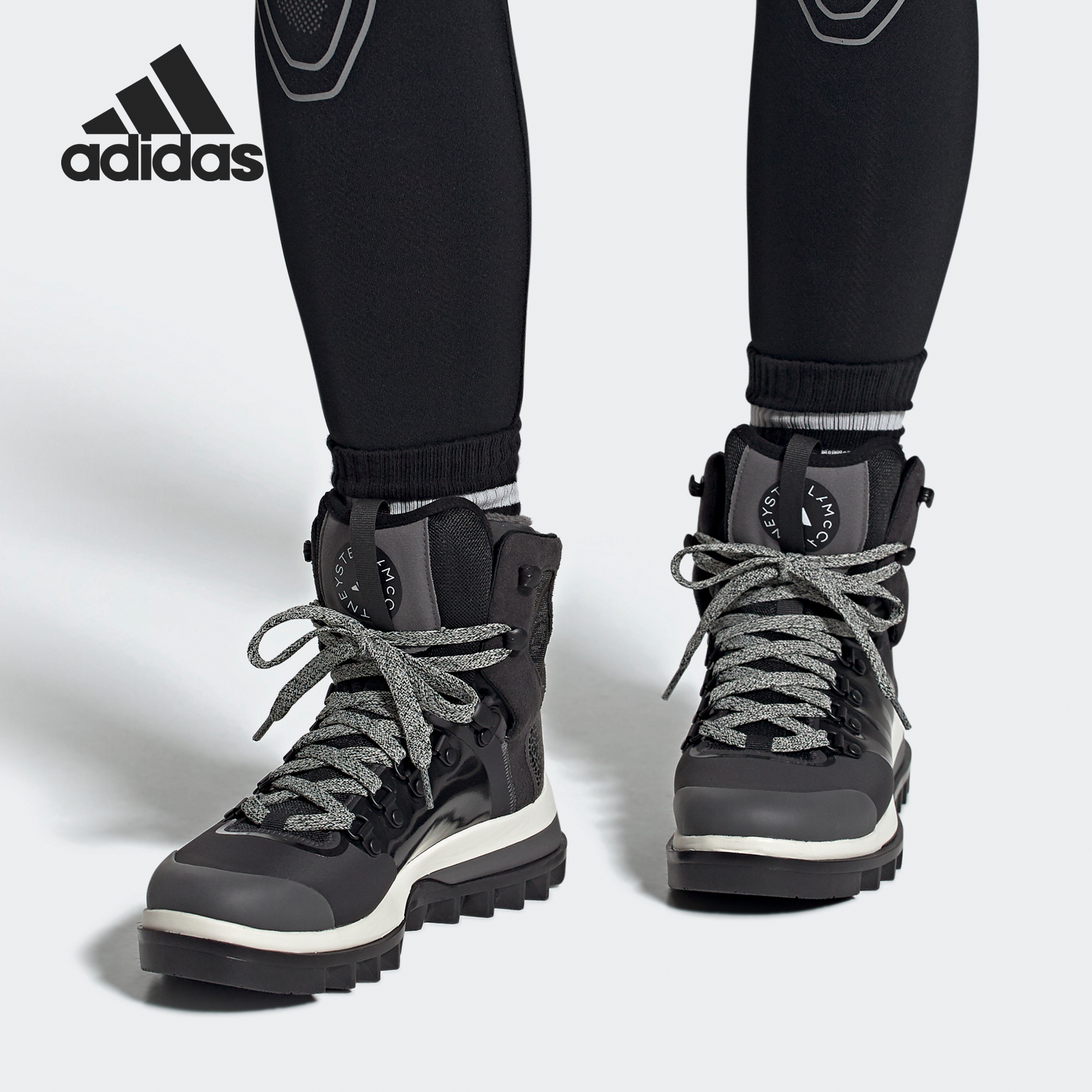 Adidas/阿迪达斯正品 SMC Eulampis Boot 女子高帮运动鞋FU8987