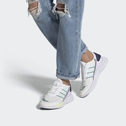 adidas正品女子fw0090运动鞋