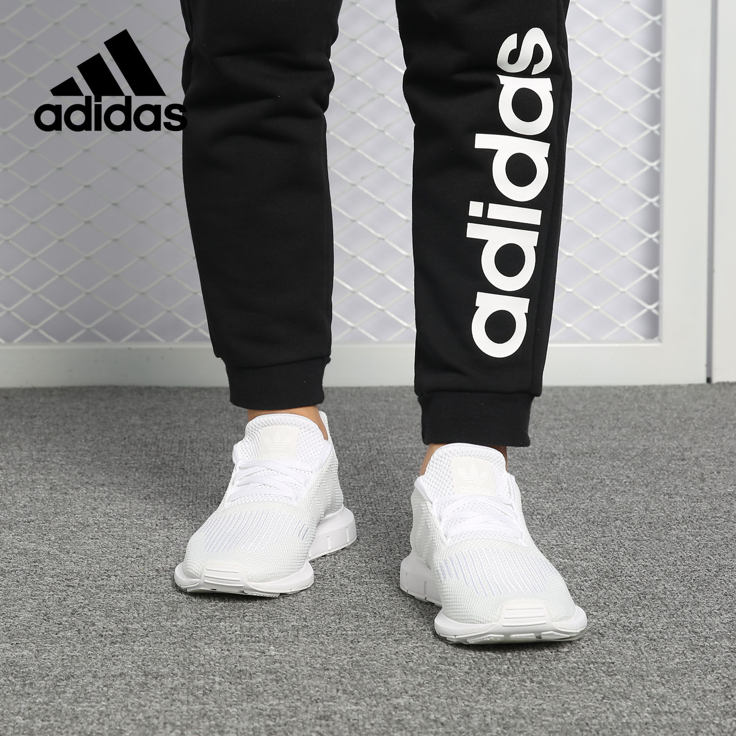 阿迪达斯男女运动舒适跑步鞋