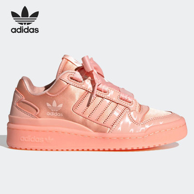 adidas阿迪达斯低帮轻便运动鞋