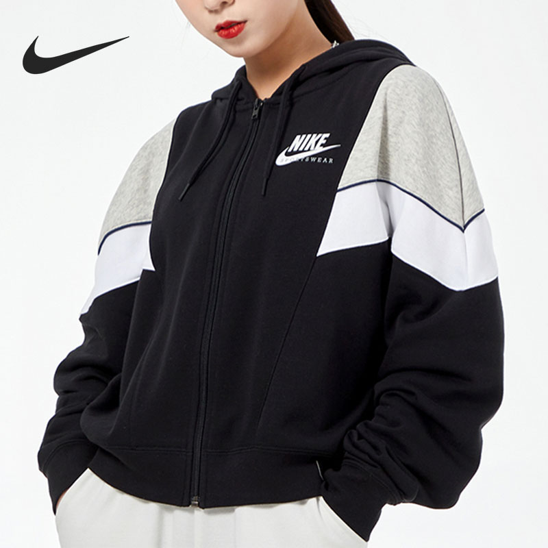 耐克连帽女子运动套头卫衣