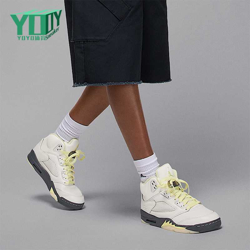 Nike/耐克正品JORDAN男女系带高帮轻盈缓震耐磨运动鞋IM7592-130