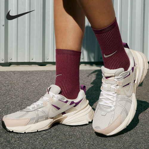 Nike/耐克正品V2K Run PRM 女士休闲耐磨运动鞋HF4305-072