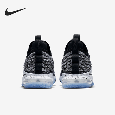 詹姆斯15低帮运动篮球鞋