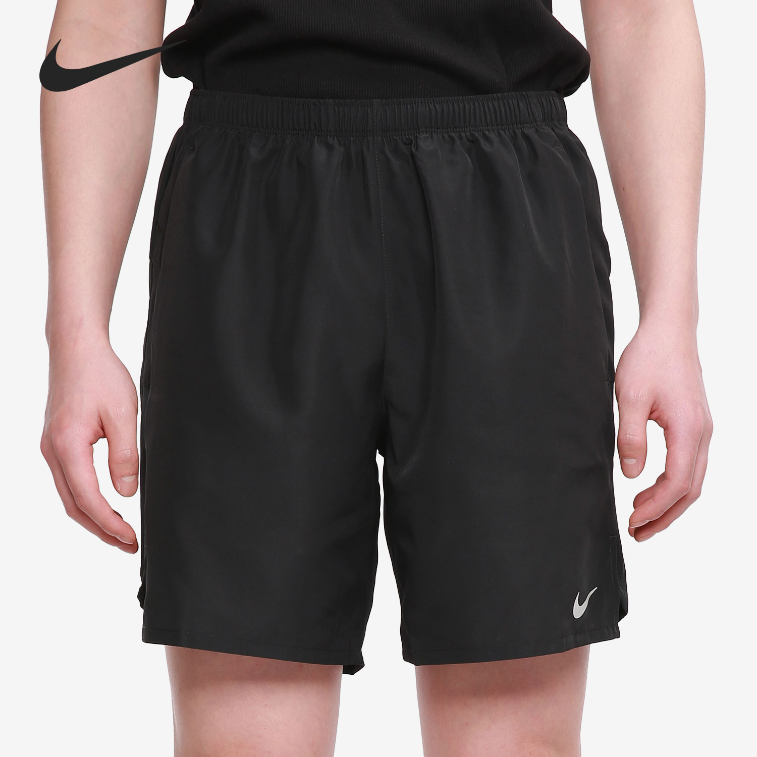 Nike夏季透气休闲短裤运动训练