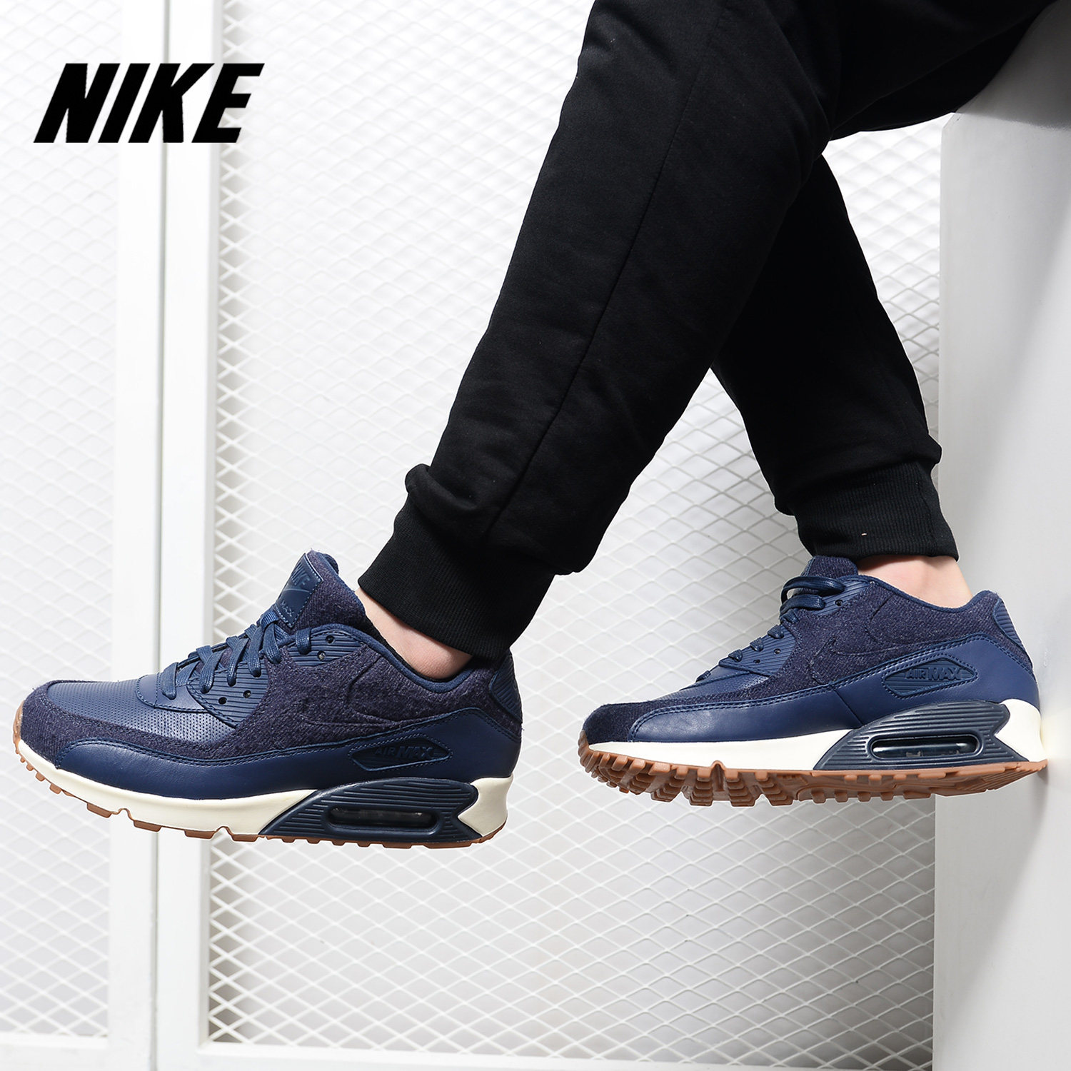 Nike/耐克正品 AIR MAX 90 PREMIUM 黑武士男子运动休闲鞋 700155
