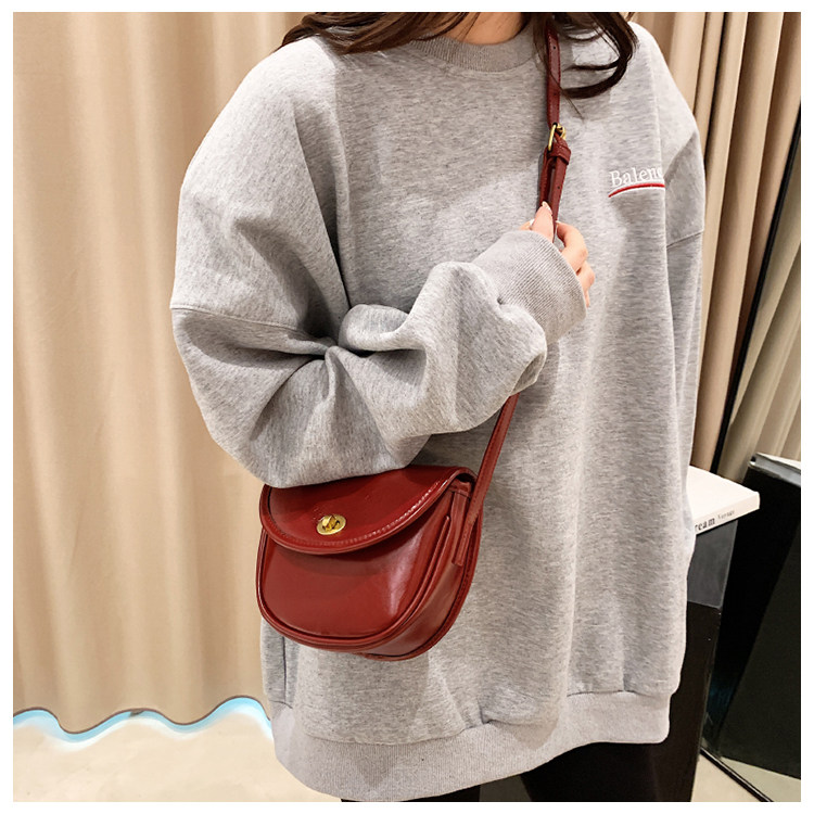 法式ins高级感复古马鞍包手机包流行百搭F07