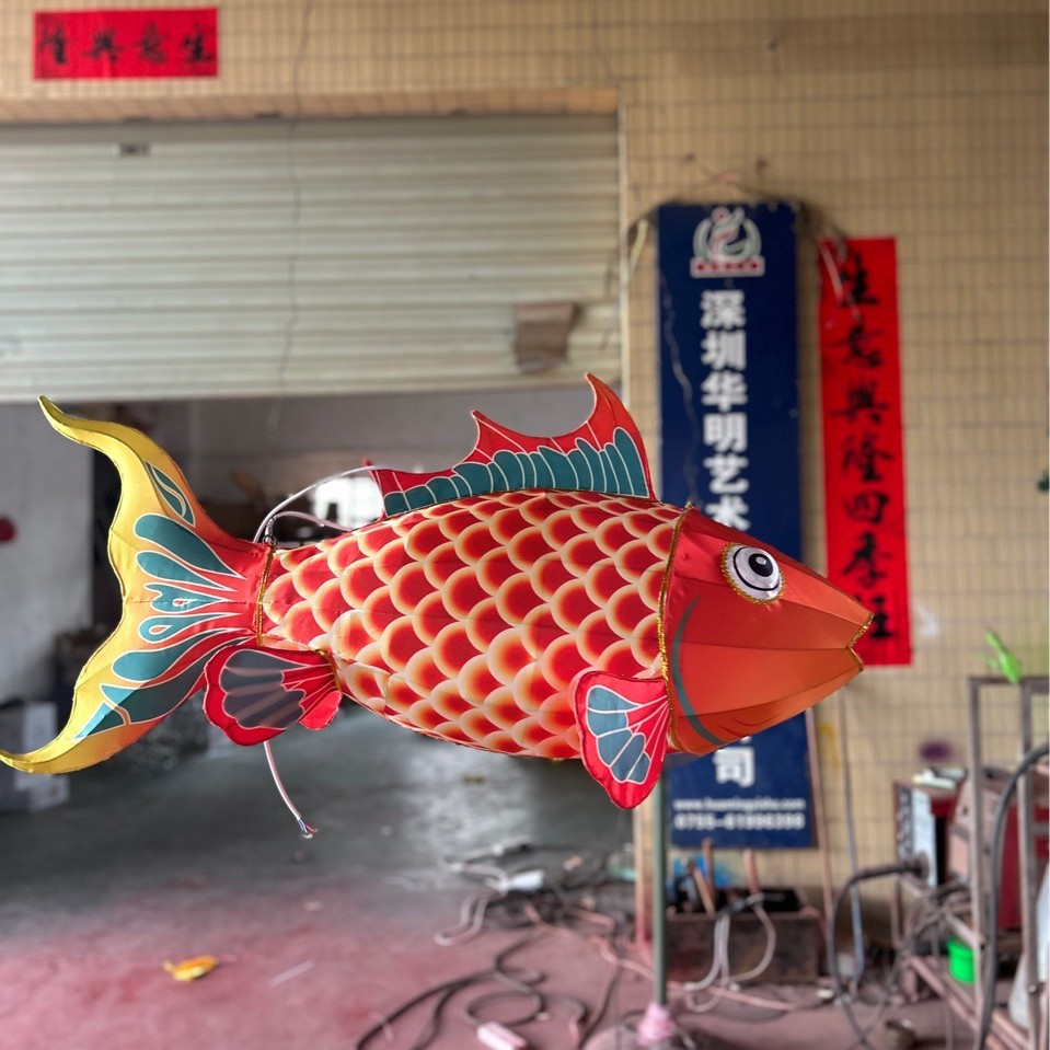 ?大型户外防水发光锦鲤鱼灯笼花灯鱼吊饰灯笼彩灯景区大锦鲤金鱼