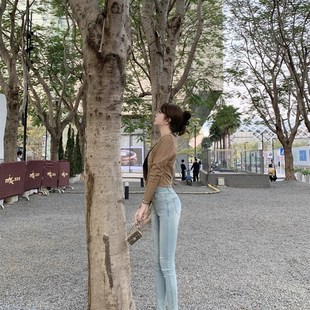 时尚舒适浅色牛仔裤女春夏复古高腰显瘦小脚裤紧身裤子蓝色铅笔裤