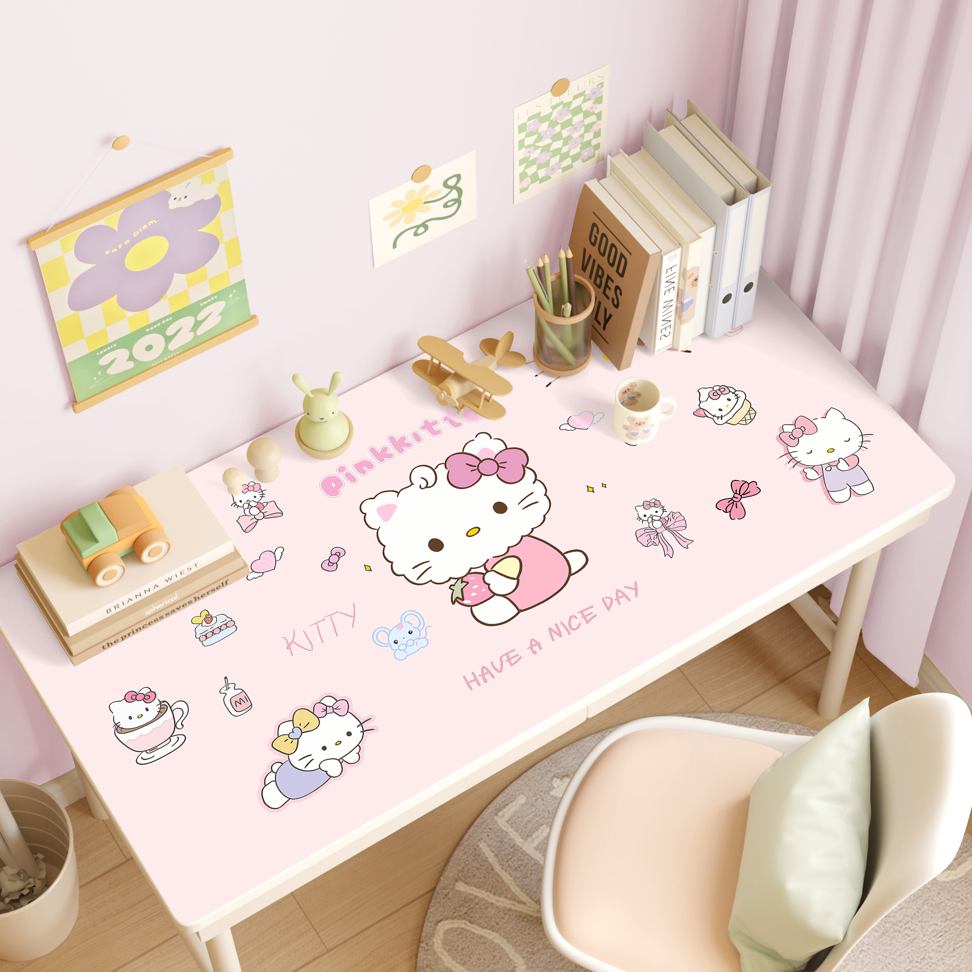 凯蒂猫书桌垫初中生卡通写字台桌面保护垫可自由裁剪桌面垫桌布