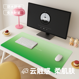 皮革鼠标垫超大号女生办公桌笔记本电脑键盘书桌垫可擦洗桌面垫