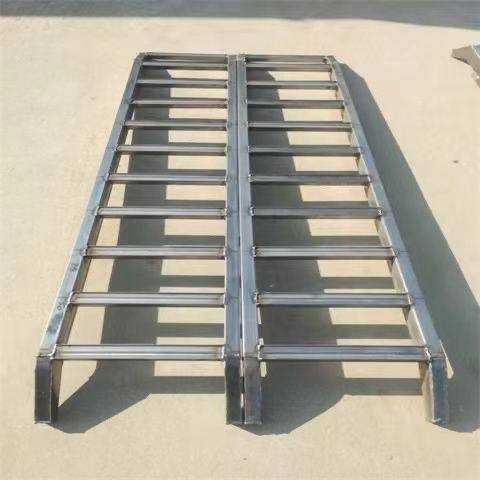 拖拉机锰钢爬梯拖拉机旋耕机爬梯打田机跳板收割机爬梯农机过沟