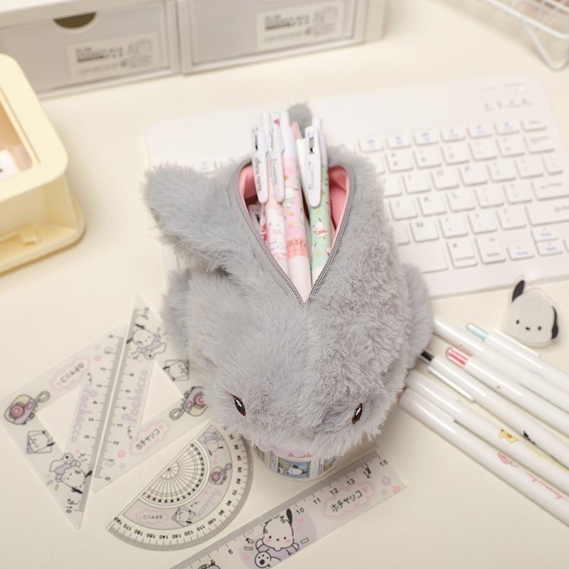 小鲨鱼玩偶笔袋ins风呆萌毛绒卡通创意大容量学生文具用品收纳袋