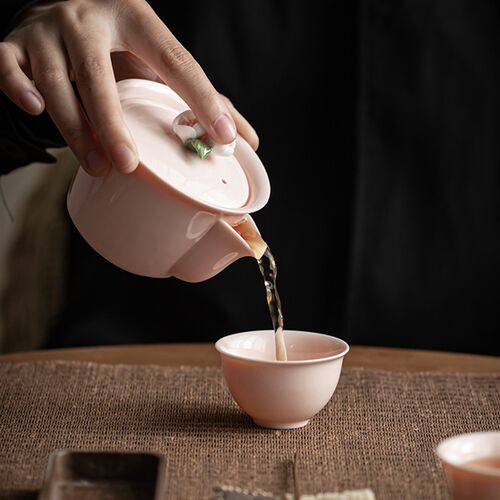 捏花捏花旅行功夫茶具套组陶瓷泡茶壶F茶杯ins送闺蜜朋友女士轻奢