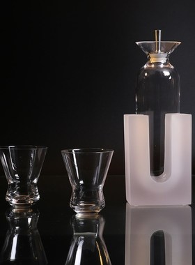 样板房间厨房餐j厅酒吧桌面酒柜威士忌红酒酒具套装创意醒酒器摆