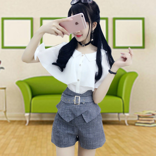 新款套装女白色翻领露肩斗篷衬衫+灰色荷叶边高腰短裤小个子女装