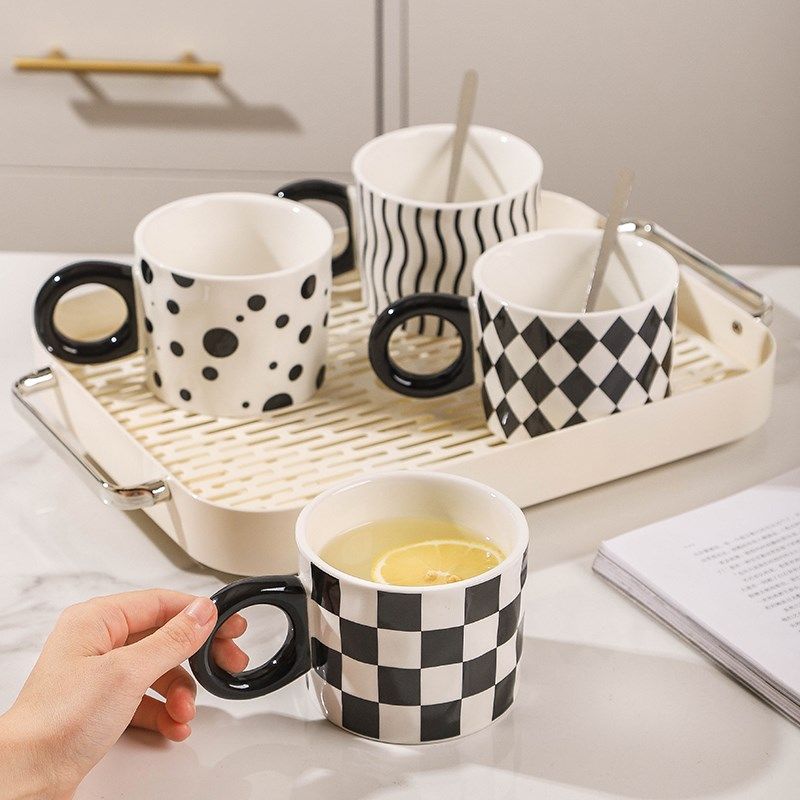 轻奢咖啡杯子高档精致欧式陶瓷水杯托盘套装高级感颜值下午茶餐具