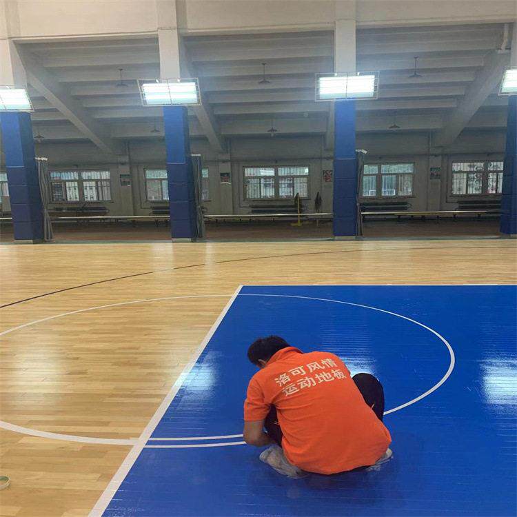 北京源头家全运馆木地动ZFC板国施工防滑篮球木地板多少钱现厂货