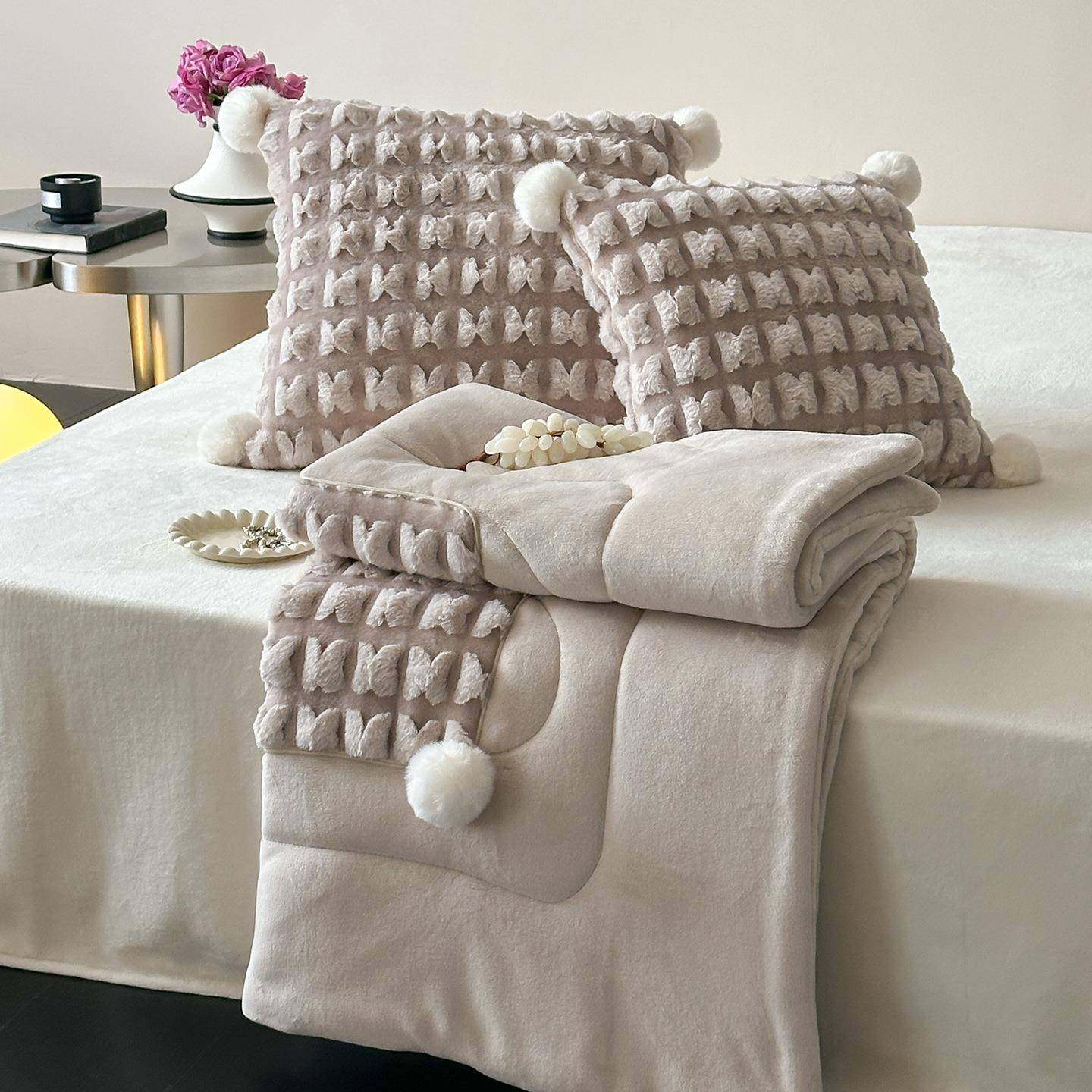 圆点抱枕265子两载用加被厚加绒车车用靠枕公室午睡枕头毯子二办,居家布艺,抱枕被,淘宝优惠券,粉丝福利购,淘宝优惠卷