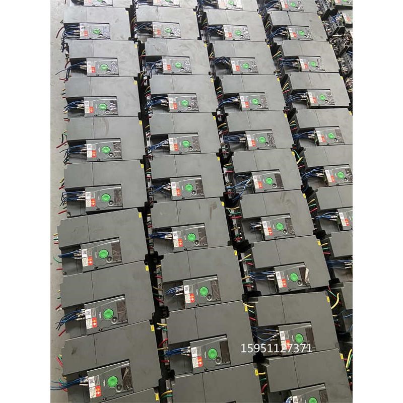 九新装柜成色原装拆机施耐德变频器 ATV310HUT75N4A 现货
