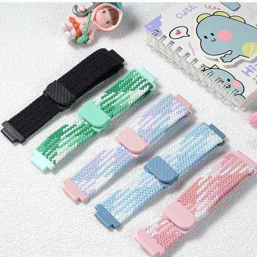 适用小霸王Z9/T5/A68/T6儿童电话手表表带柔软舒服容易戴磁吸腕带