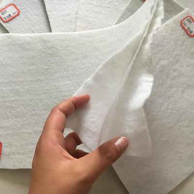 两布一膜8白MVR水色防复合土土工膜 300-00g防渗工膜