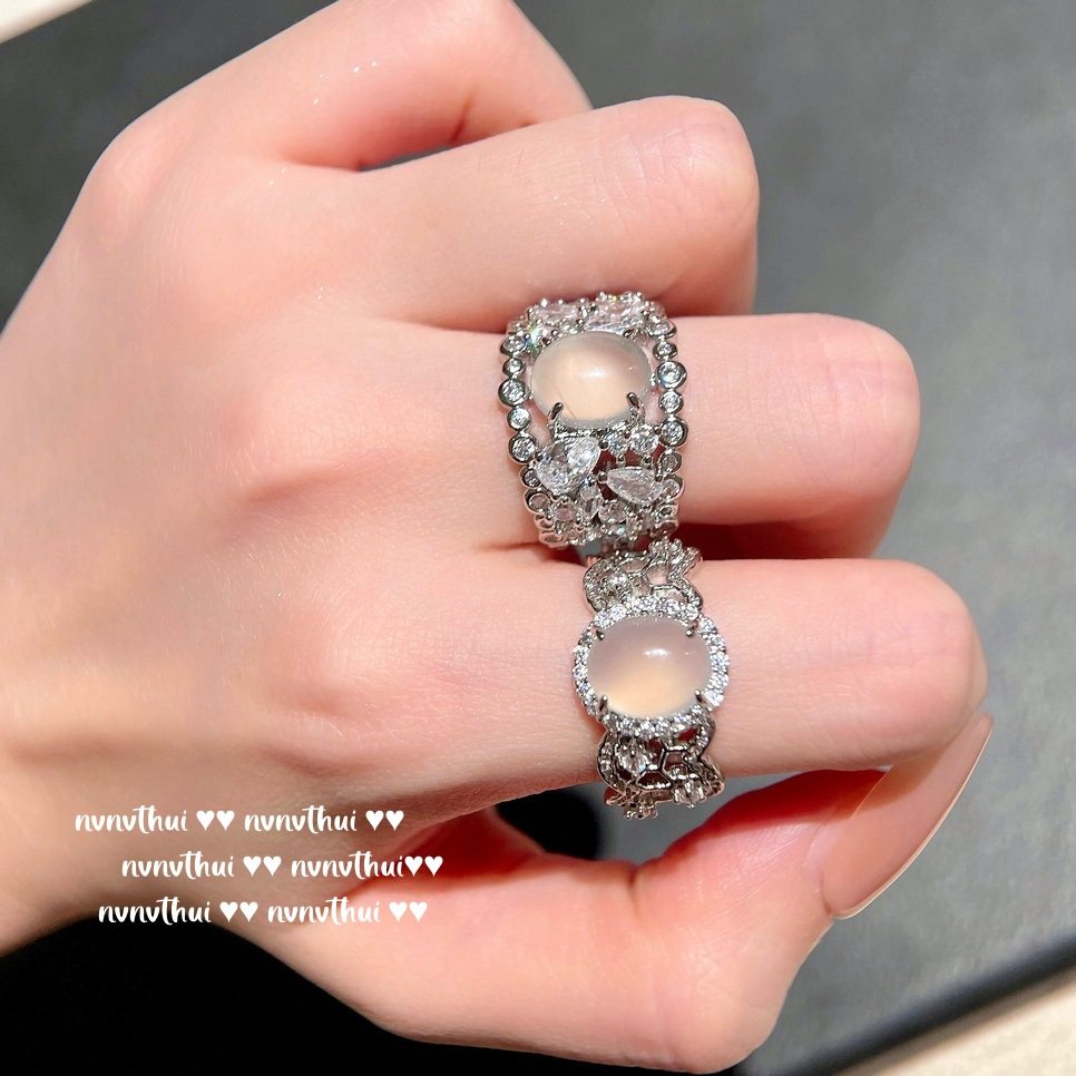 储物空间戒指蕾丝蜂巢水沫玉高冰蛋面玻璃种鸽子蛋玉髓排钻戒指