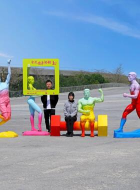 户外体育运动员玻璃钢雕塑校园广场健身艺术品大型人物装饰大摆件