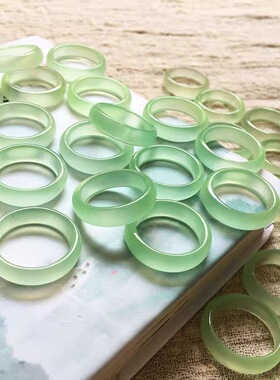 真玉玛瑙戒指多色保真红玛瑙旺夫湖水绿玉戒指跑环玉髓送女友
