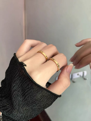 永不褪色钛钢爱心满圈戒指女ins小众设计时尚简约素圈指环不褪色