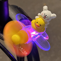 可愛風(fēng)能發(fā)光小飛機(jī)電動車裝飾