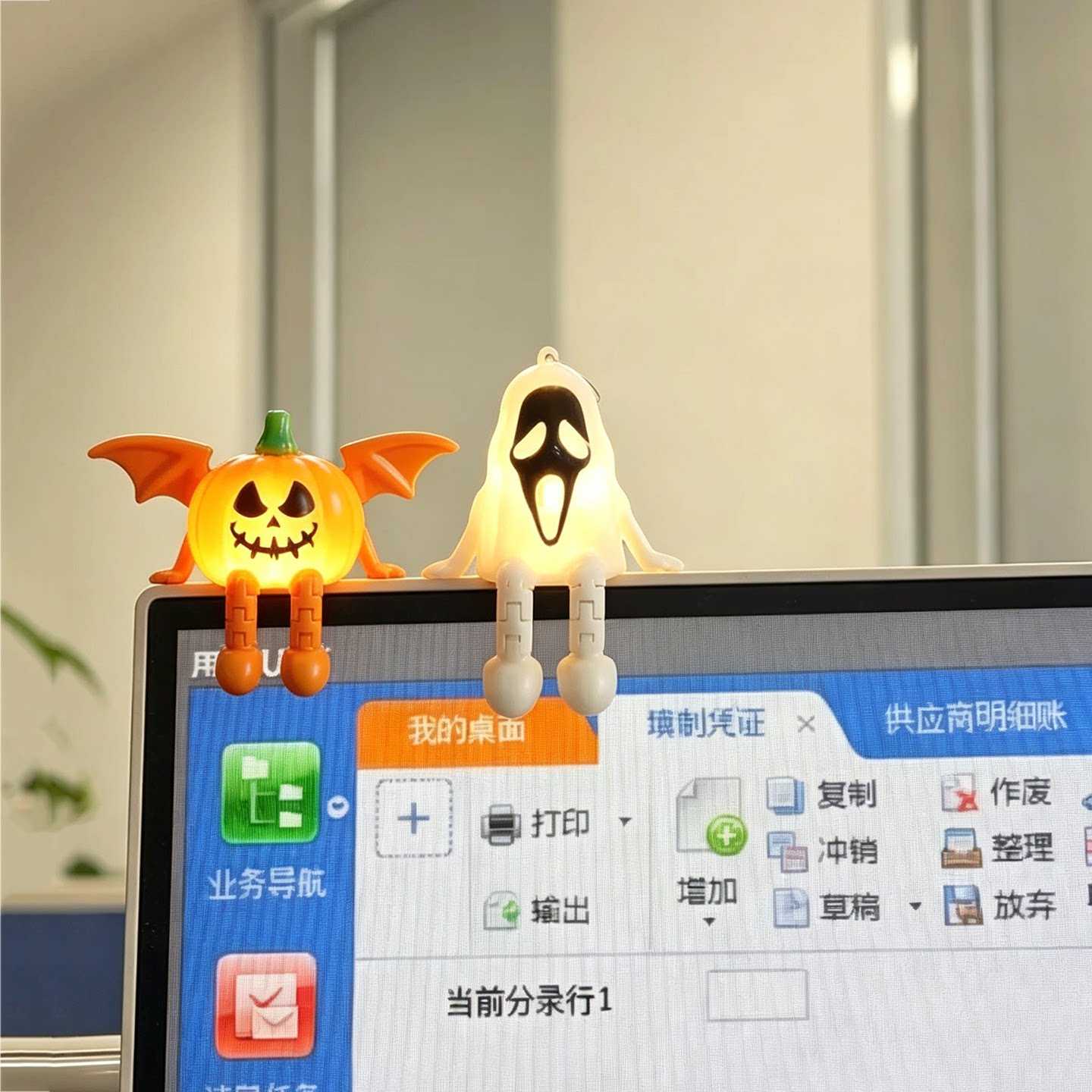 万圣节装饰南瓜灯电脑屏幕摆件办公室桌面布置灯笼摆件幽灵灯吊饰