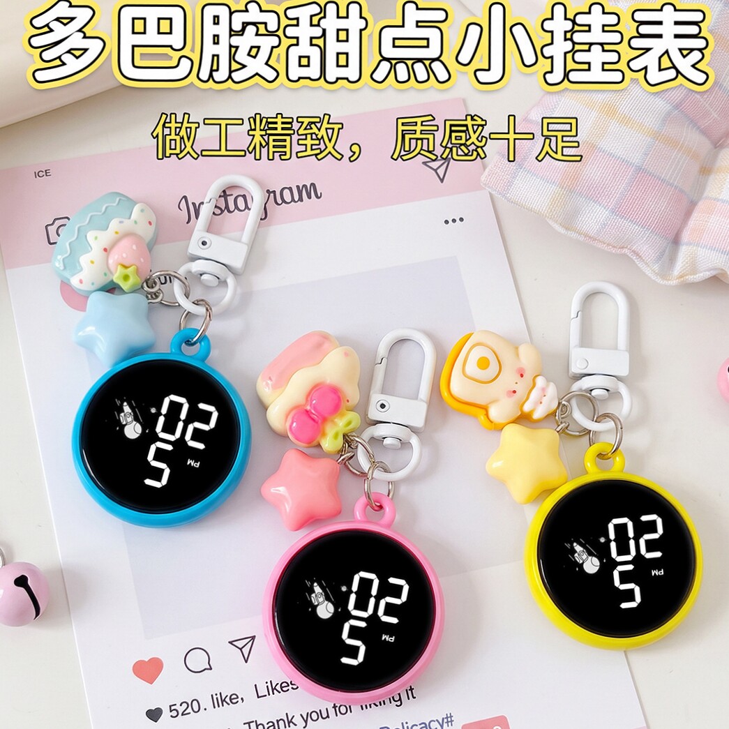新款创意可爱手表卡通手链表时尚初高中学生细带手腕女士手表